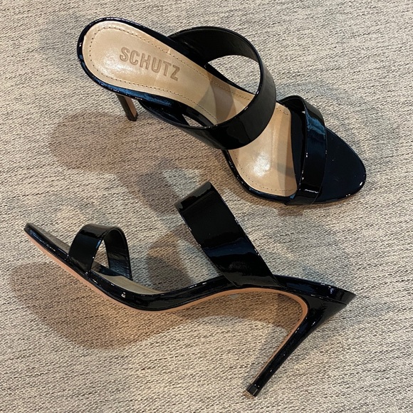 SCHUTZ Shoes - SCHUTZ Black Patent Strappy Heels